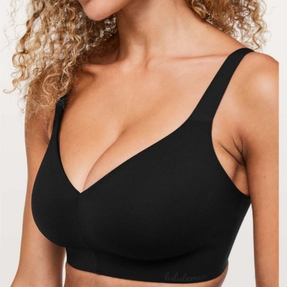 Lululemon Like Nothing Bra in Black 32E - Picture 11 of 11